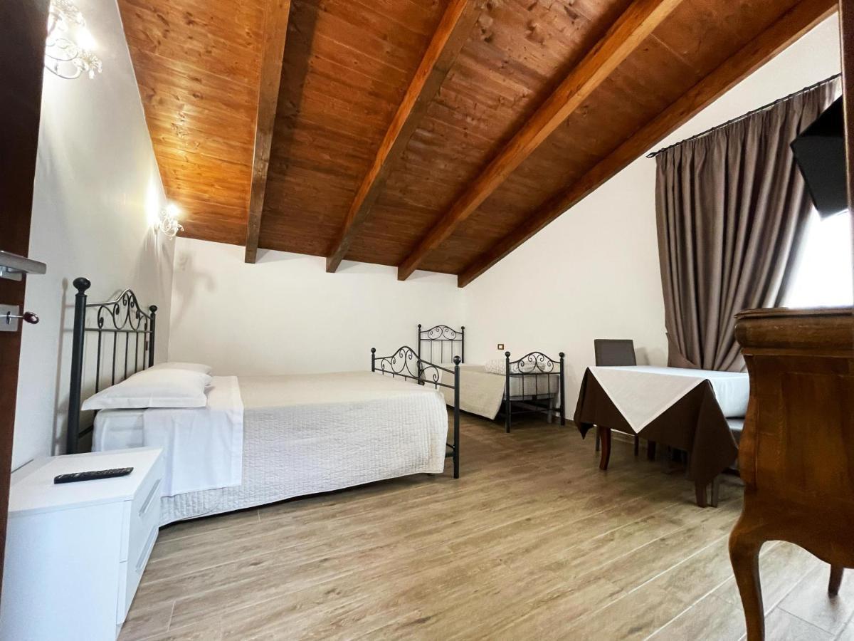 Tenuta Morrone Pertosa Exteriör bild