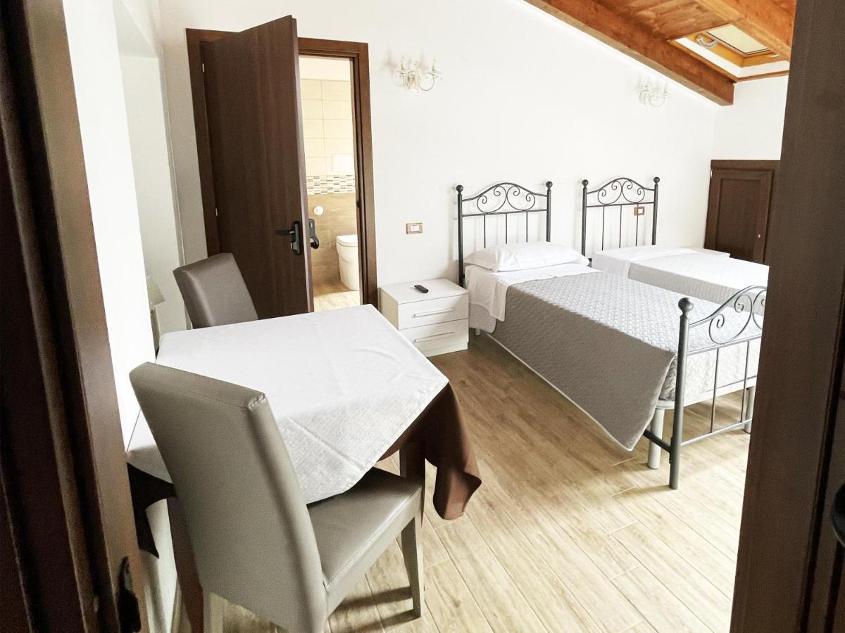 Tenuta Morrone Pertosa Exteriör bild
